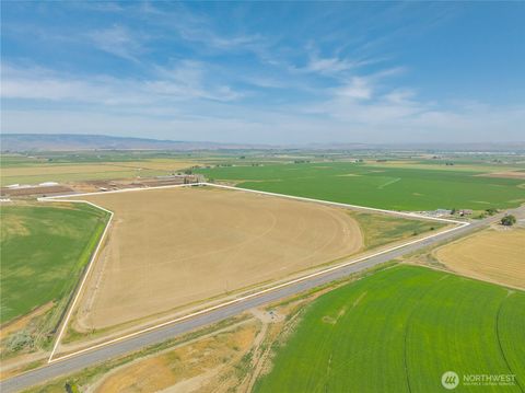 Photo of 0 Rd 6 NW, Quincy, WA 98848 (MLS # 2411898)