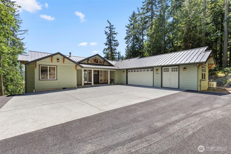 1520 West Valley