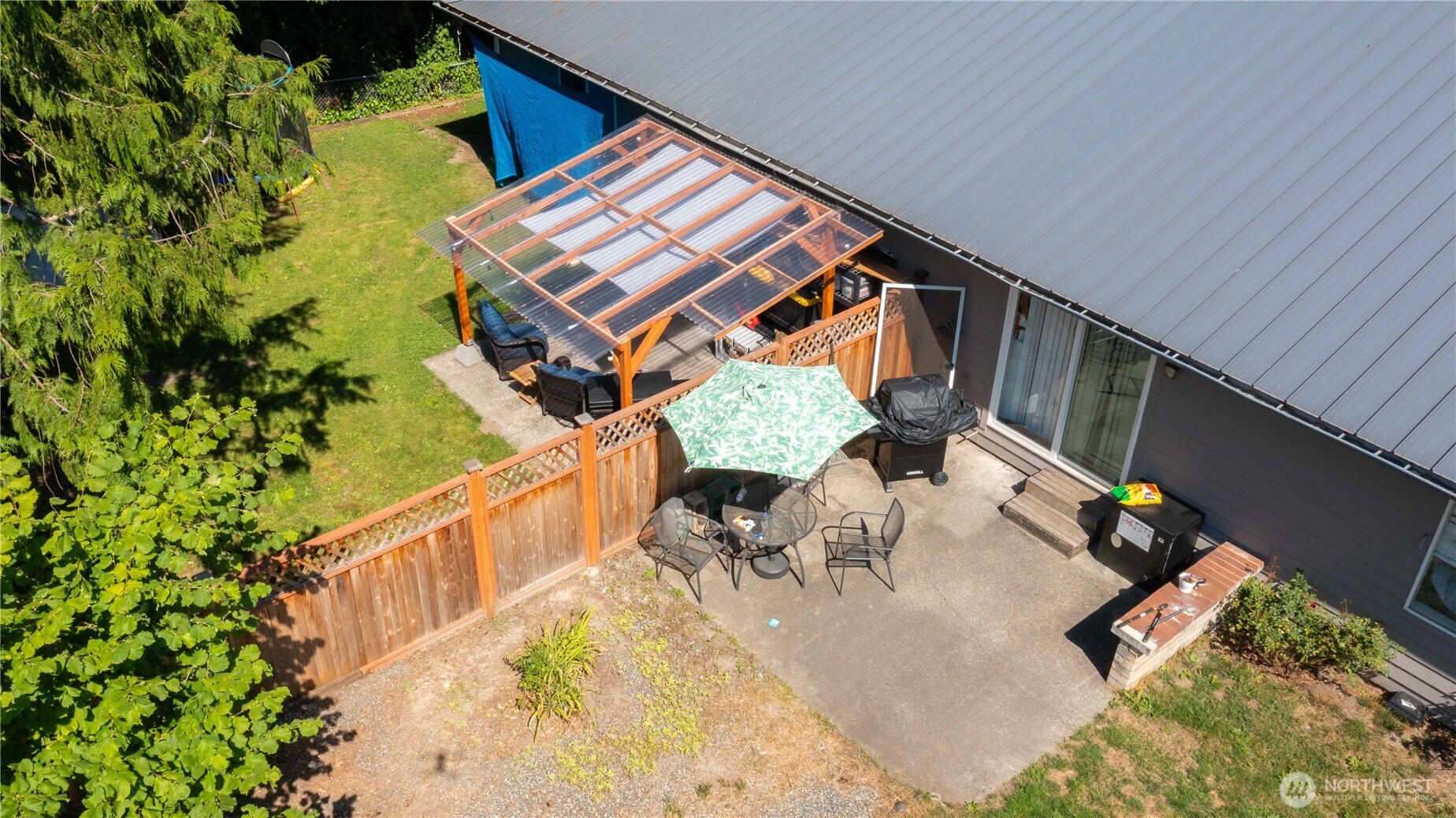 602 Redwood Lane