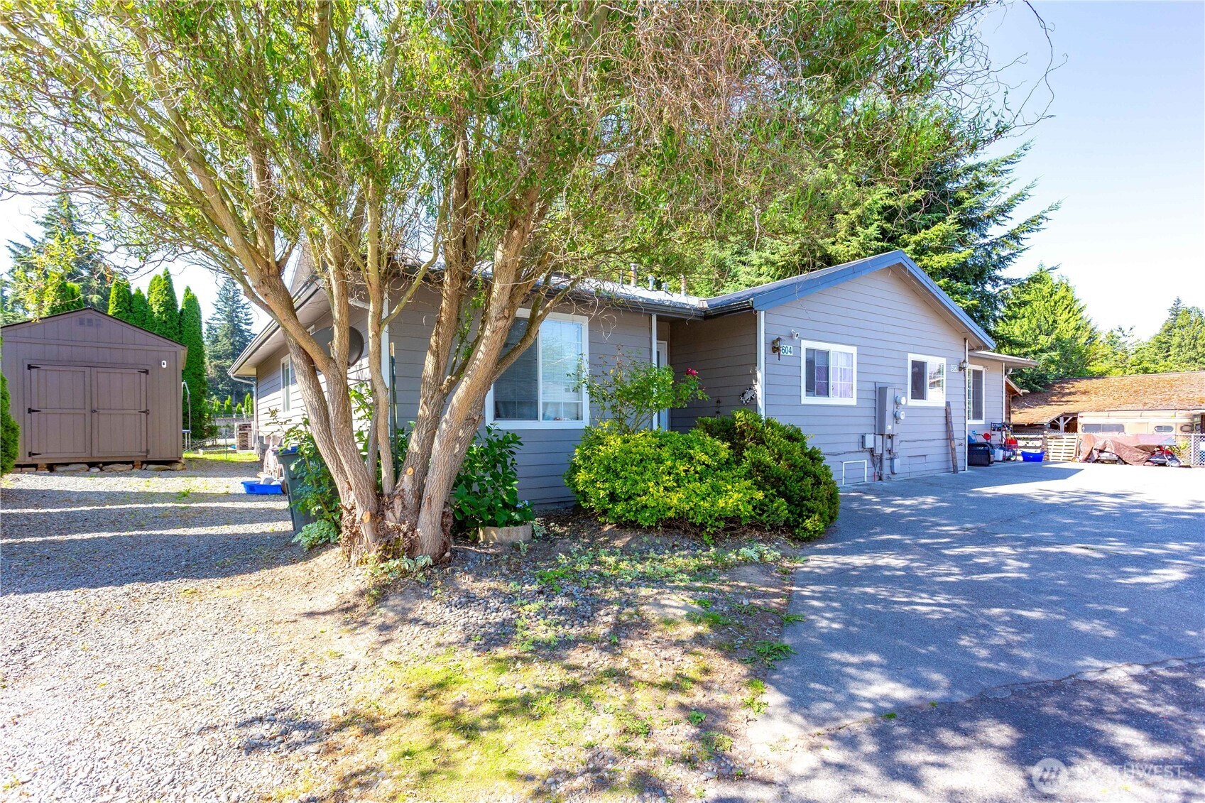 602 Redwood Lane