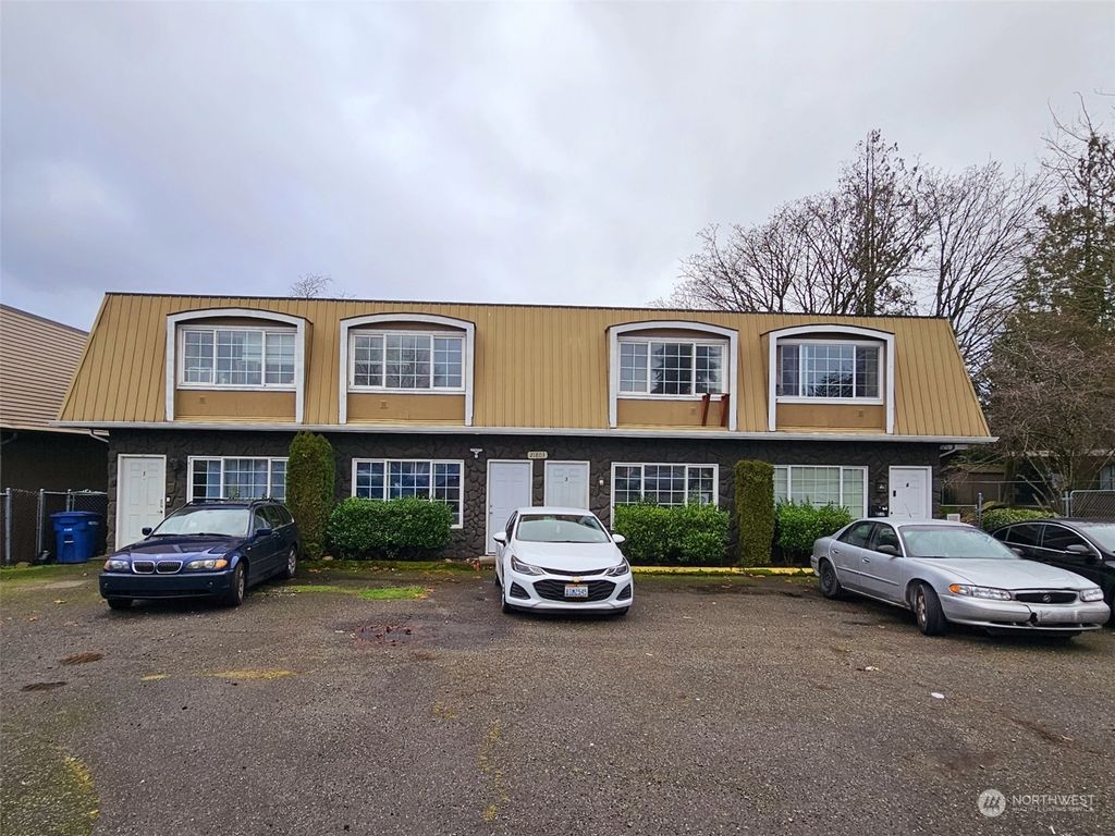 Photo of 21803 30th Avenue S #1-4, Des Moines, WA 98198 (MLS # 2323739)