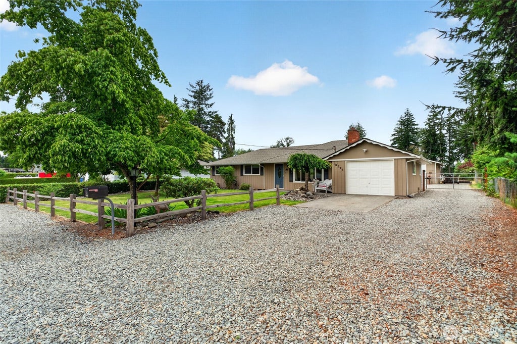 Photo of 10521 50th Avenue E, Tacoma, WA 98446 (MLS # 2545960)