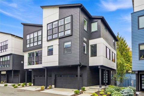Photo of 21725 25th Avenue SE #D, Bothell, WA 98021 (MLS # 2582779)
