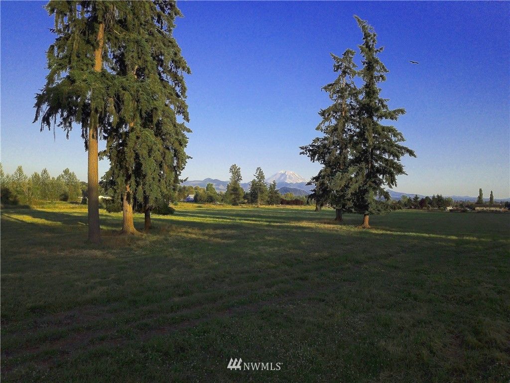 Photo of 40127 244th Avenue SE, Enumclaw, WA 98022 (MLS # 1950621)