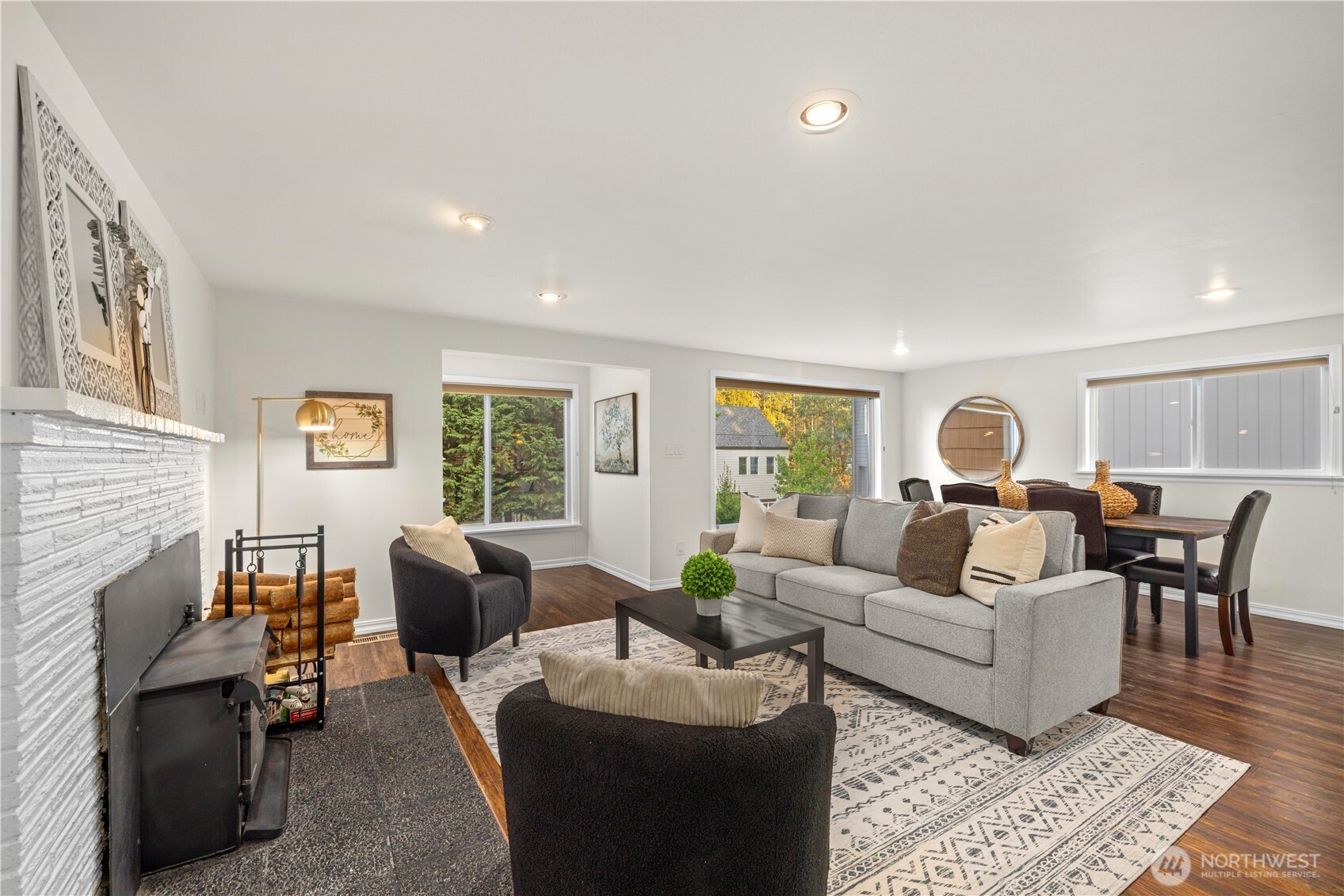 15245 Fremont Avenue N