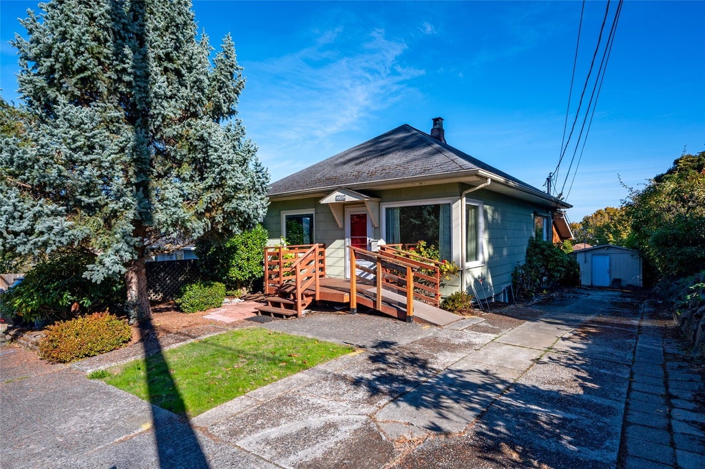 Photo of 4434 28th Place W, Seattle, WA 98199 (MLS # 2594863)