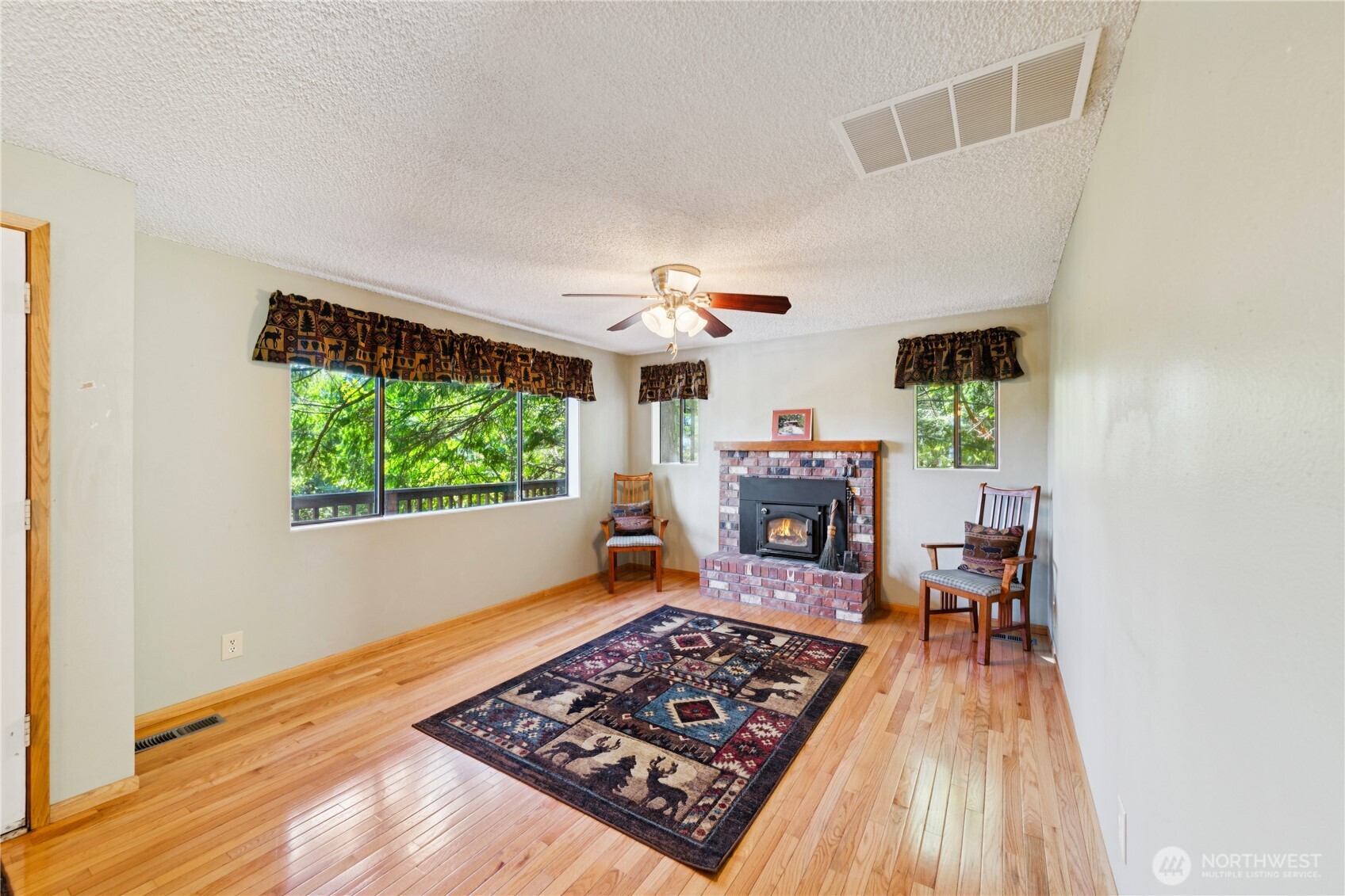 629 Shushwap Lane