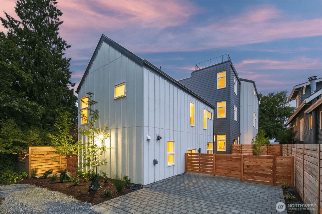 Photo of 2923 39th Avenue SW, Seattle, WA 98116 (MLS # 2424102)