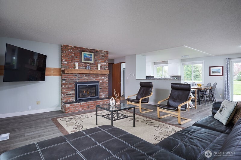 3115 Brisbane Dr