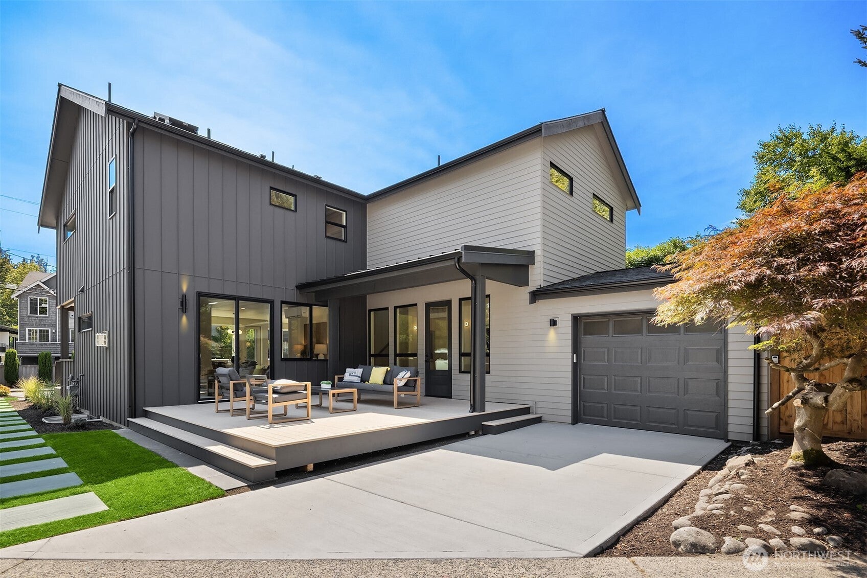 4530 NE 55th Street