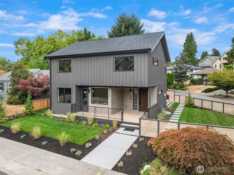 Photo of 4530 NE 55th Street, Seattle, WA 98105 (MLS # 2568362)