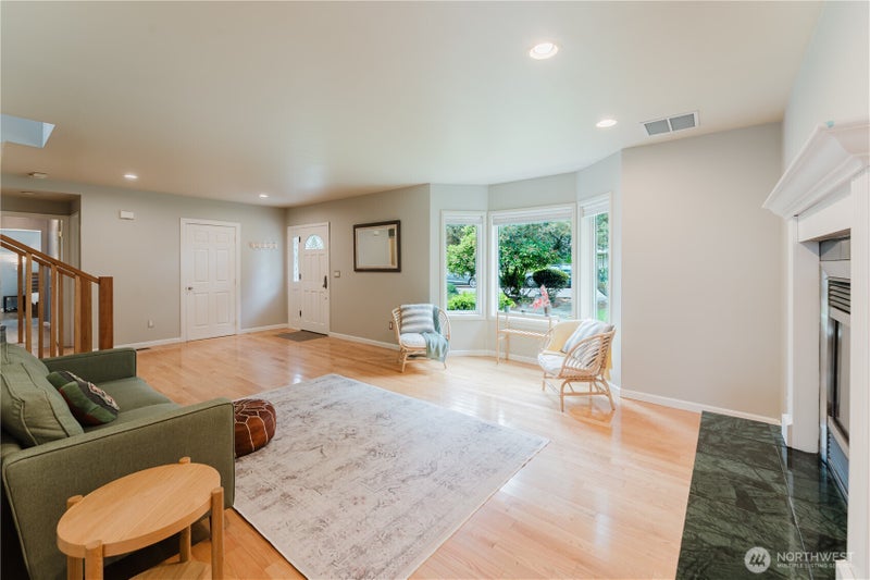 8706 NE 135th Place