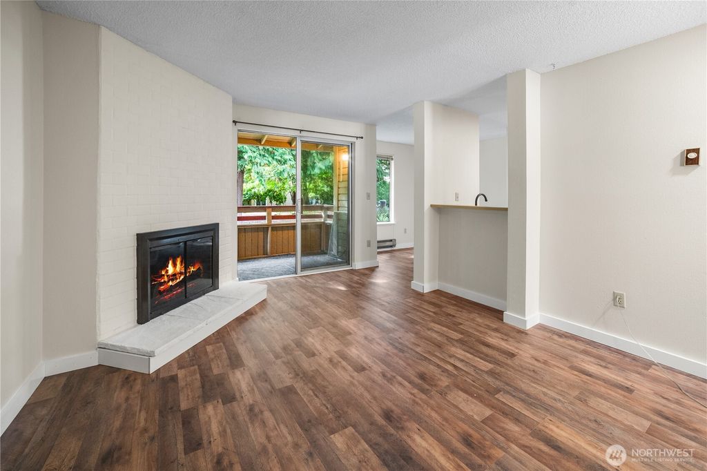 Photo of 17516 149th Avenue SE #G9, Renton, WA 98058 (MLS # 2445464)