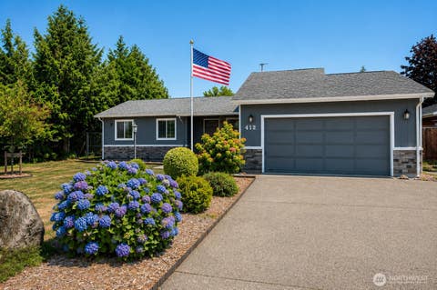 Photo of 412 Eighth Street, Blaine, WA 98230 (MLS # 2549285)