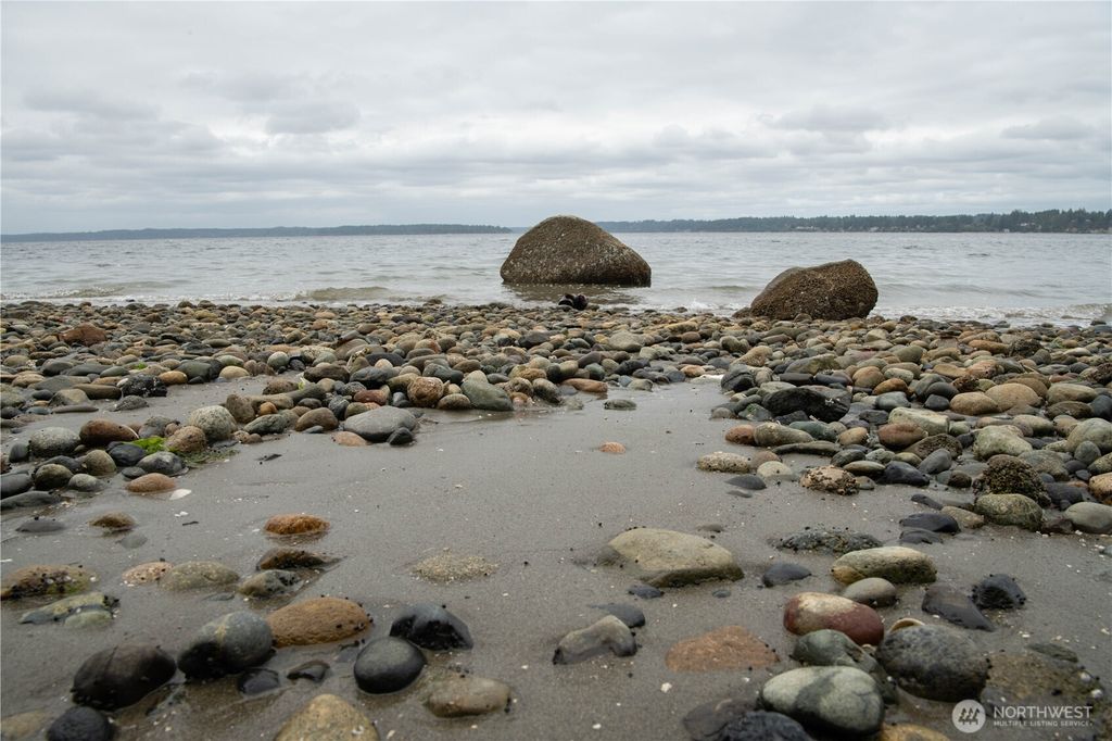 Photo of 6206 Crescent Beach Road, Vaughn, WA 98394 (MLS # 2466299)