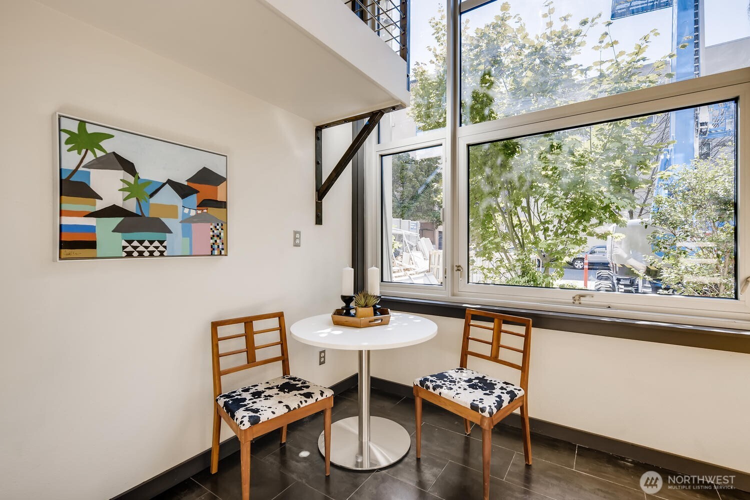 1000 Union Street 215