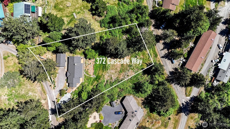 372 Cascade Way