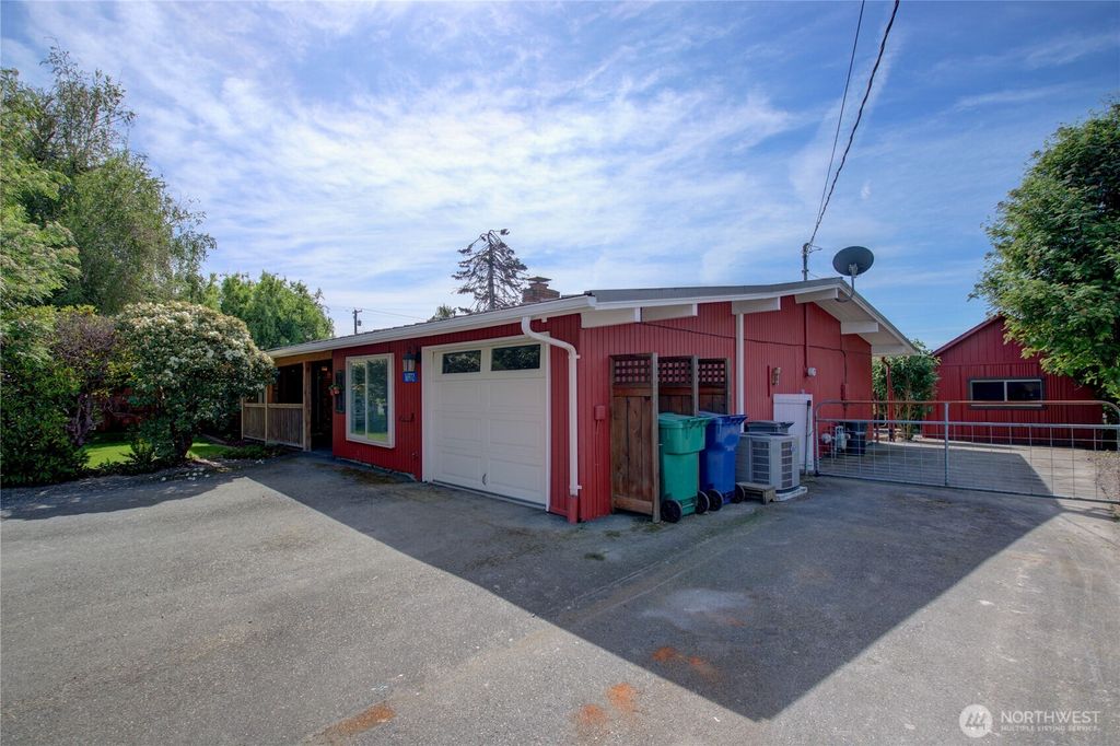 Photo of 16972 Vaughn Rd RD, Mount Vernon, WA 98273 (MLS # 2522859)
