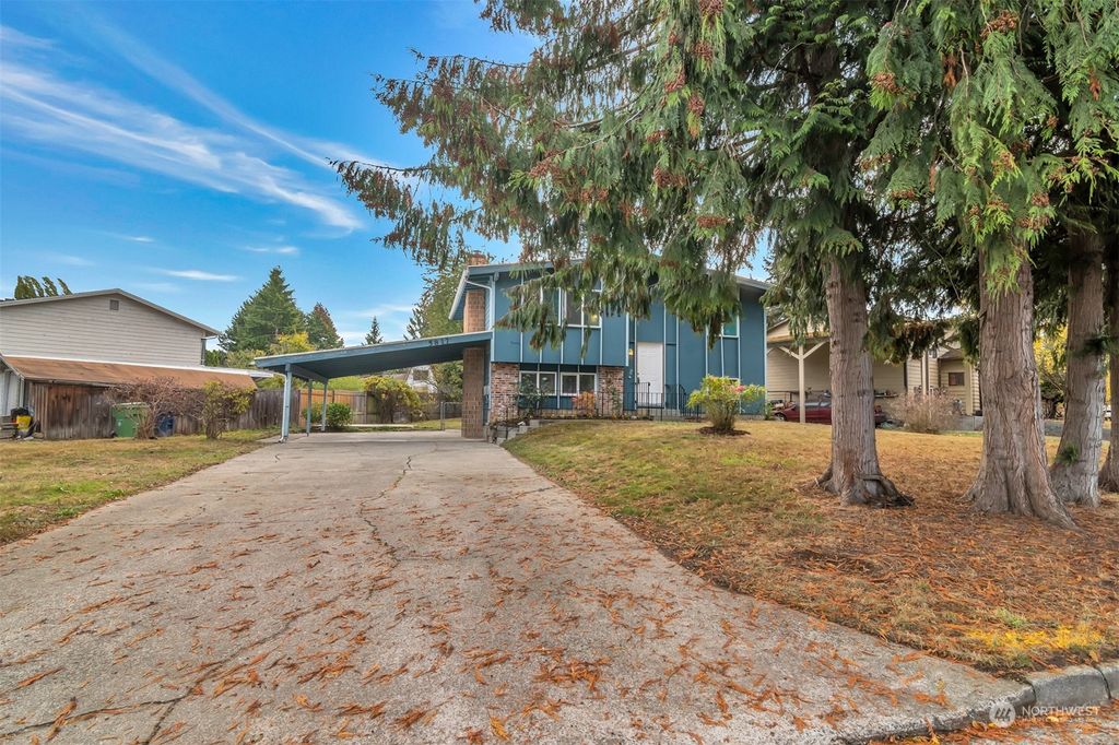 Photo of 5817 61st Drive NE, Marysville, WA 98270 (MLS # 2012274)