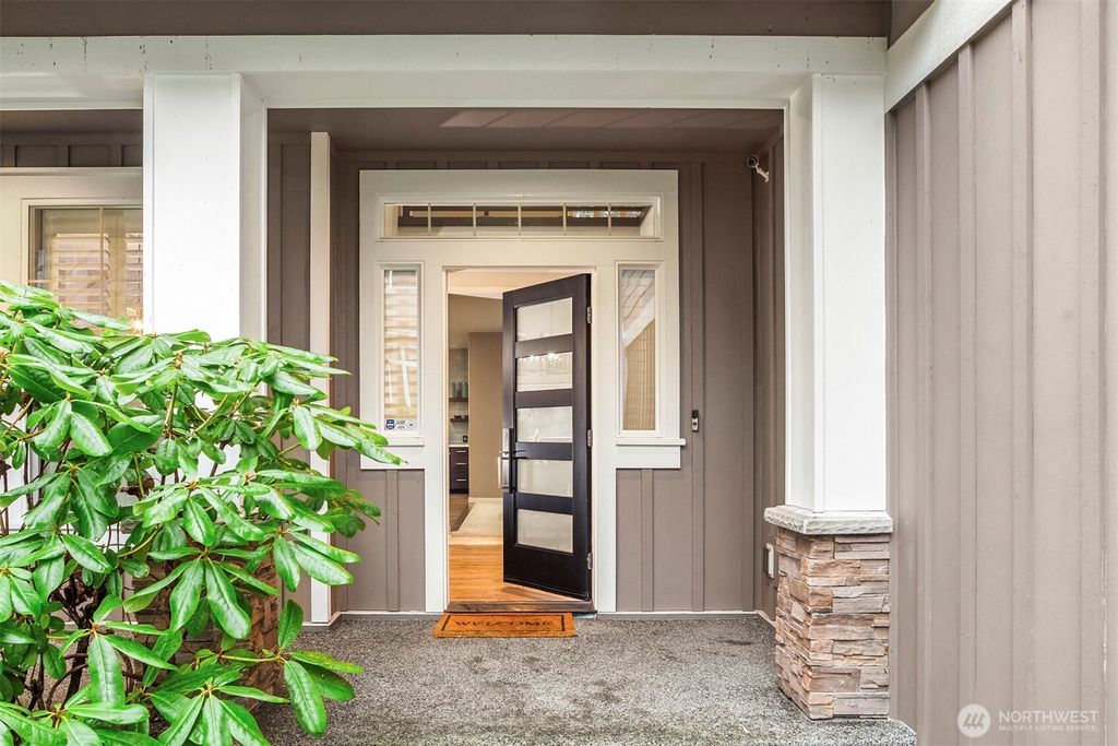 Photo of 5819 NE 1st Street, Renton, WA 98059 (MLS # 2472166)