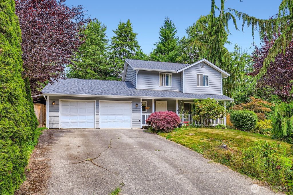 Photo of 9806 6th Place SE, Lake Stevens, WA 98258 (MLS # 2399093)