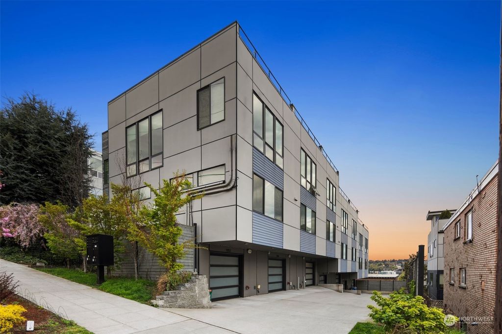 Photo of 1116 5th Avenue N, Seattle, WA 98109 (MLS # 2213363)