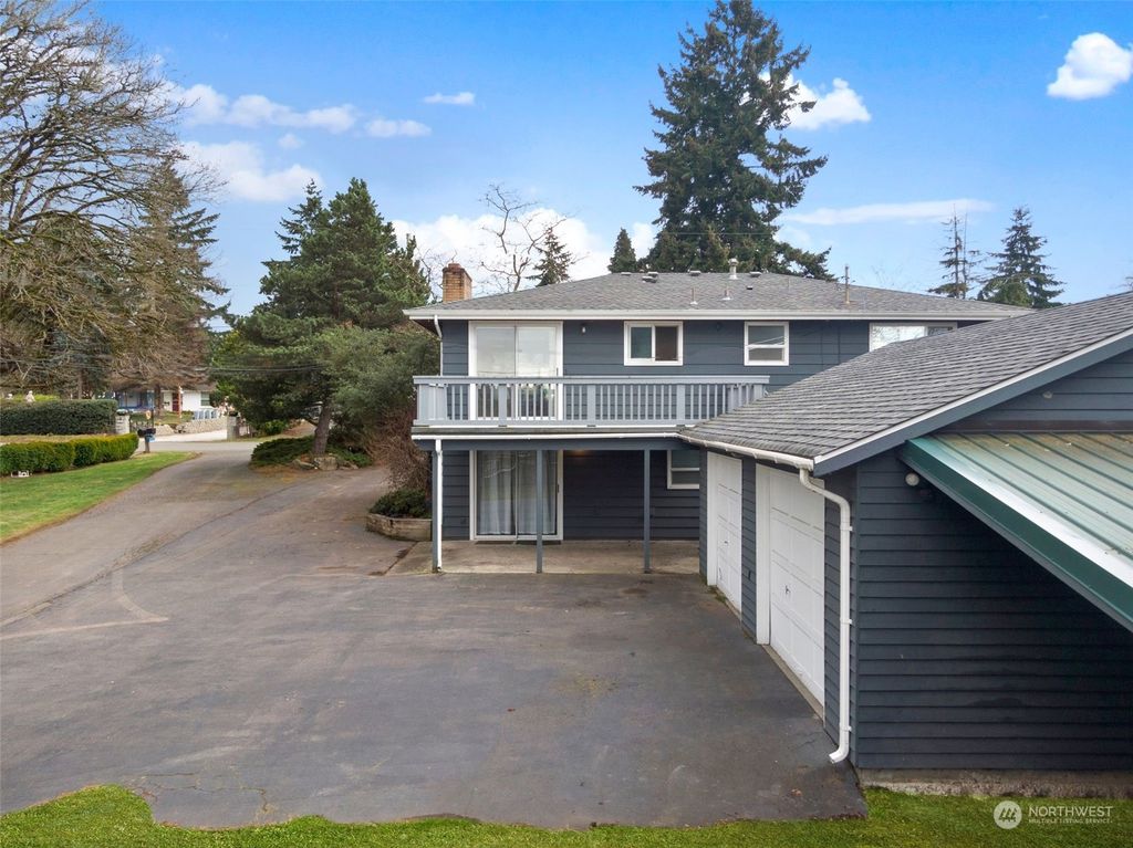 Photo of 3210 S 198th Street, SeaTac, WA 98188 (MLS # 2041609)