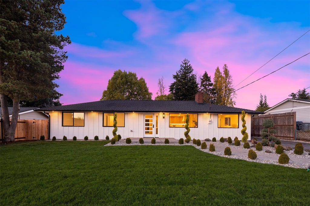 Photo of 8815 37TH Street W, University Place, WA 98466 (MLS # 2599668)