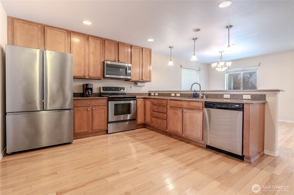 Photo of 3070 Hoffman Hill Blvd Blvd, Dupont, WA 98327 (MLS # 2499000)