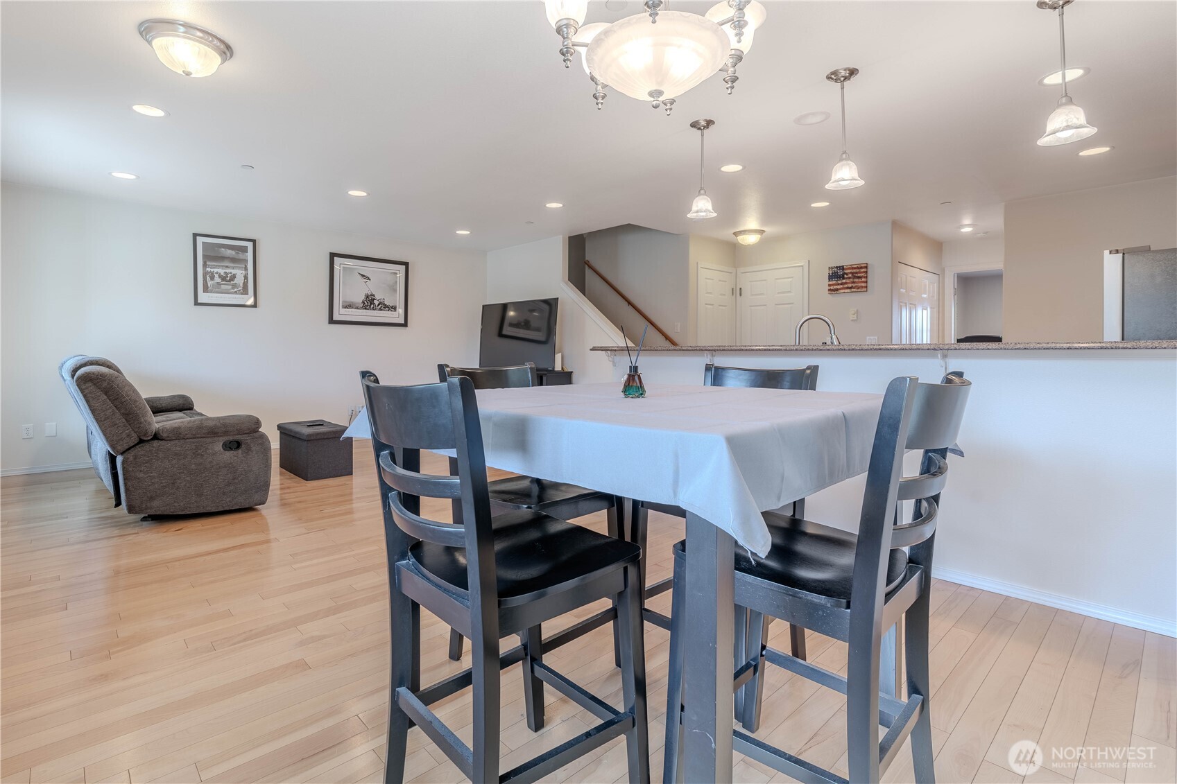 3070 Hoffman Hill Blvd