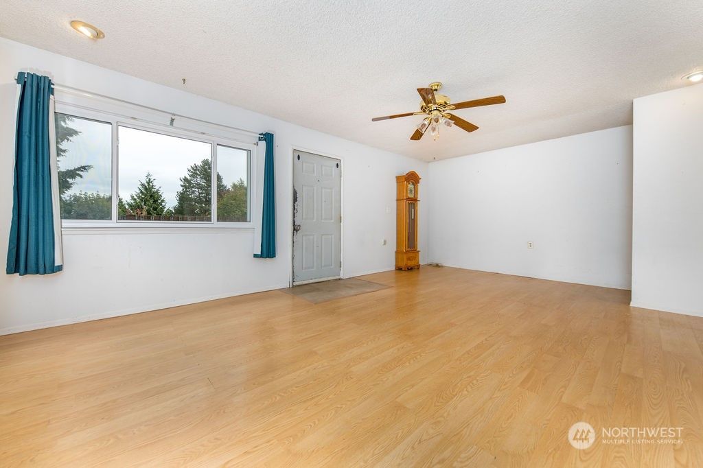 Photo of 4625 S 170th Street, SeaTac, WA 98188 (MLS # 2143373)