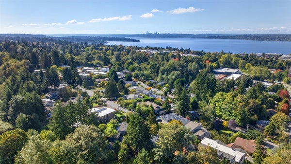 7828 115TH PL NE, KIRKLAND, WA 98033 - Image 60f9585a3e351752e00aee3d378acaf3/358781058