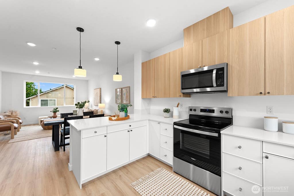 Photo of 1405 SW 111th Lane, Seattle, WA 98164 (MLS # 2570337)