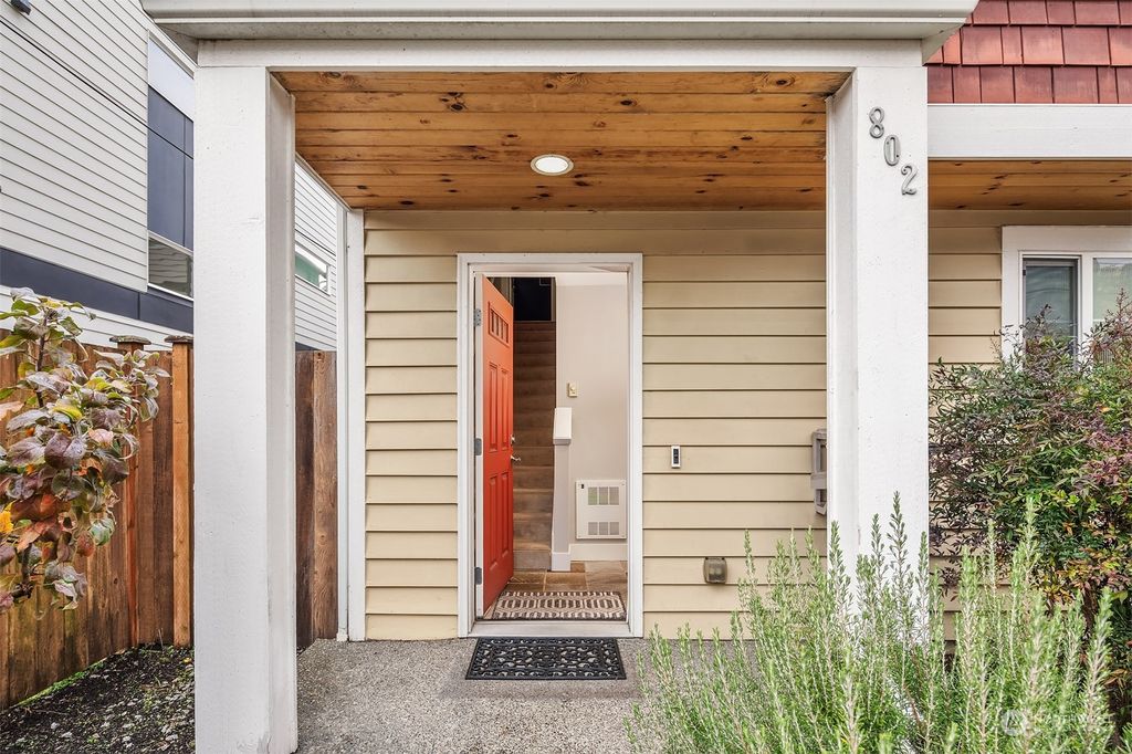 Photo of 802 NW 50th Street, Seattle, WA 98107 (MLS # 2182035)