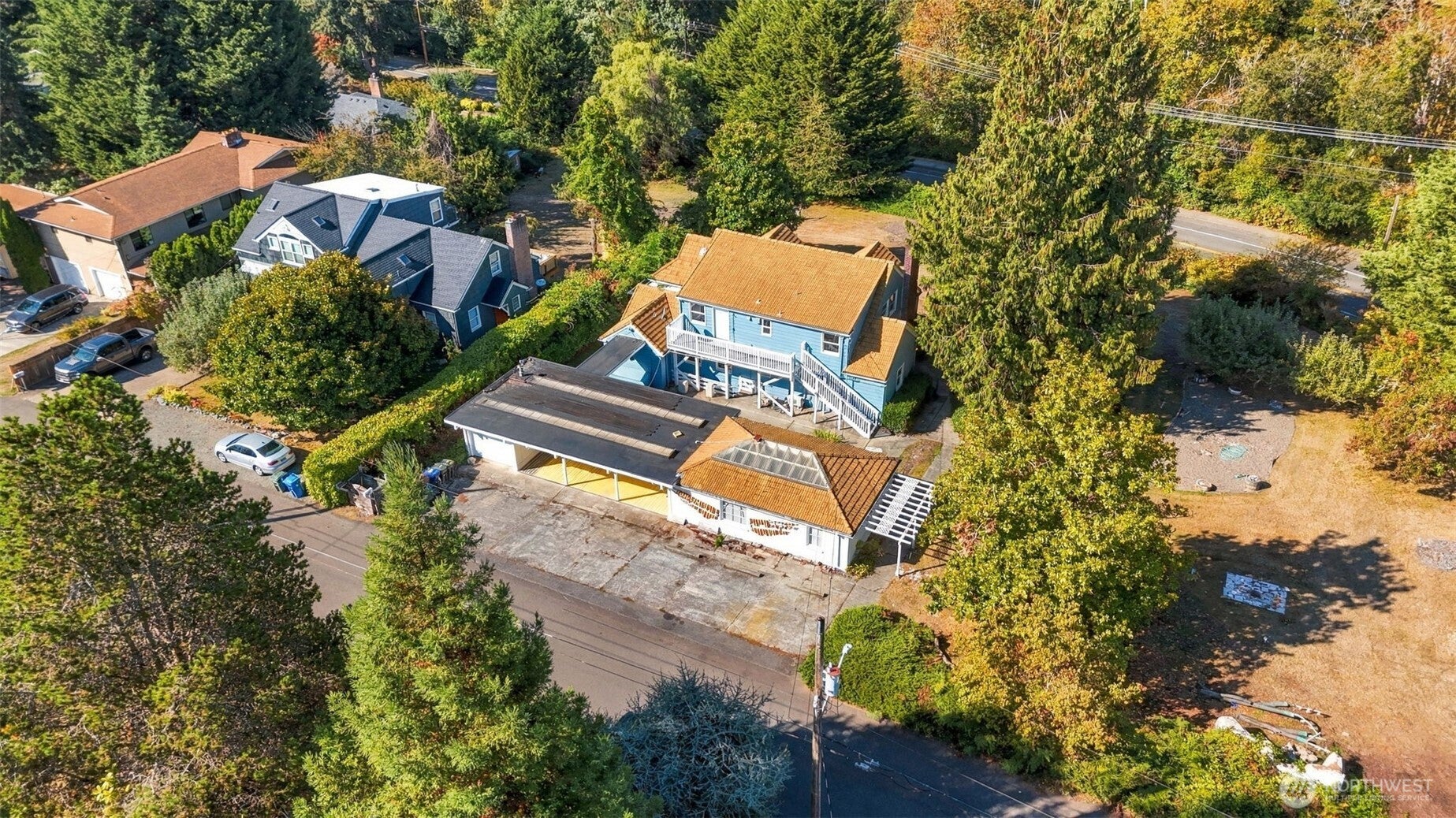 912 Magnolia Lane