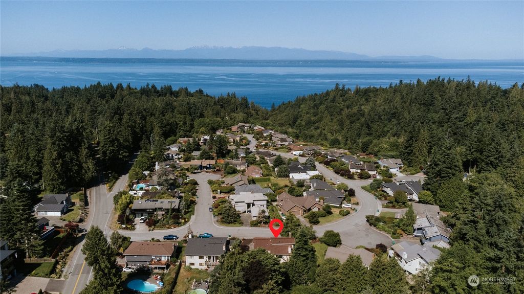 Photo of 14627 62nd Place W, Edmonds, WA 98026 (MLS # 2127634)