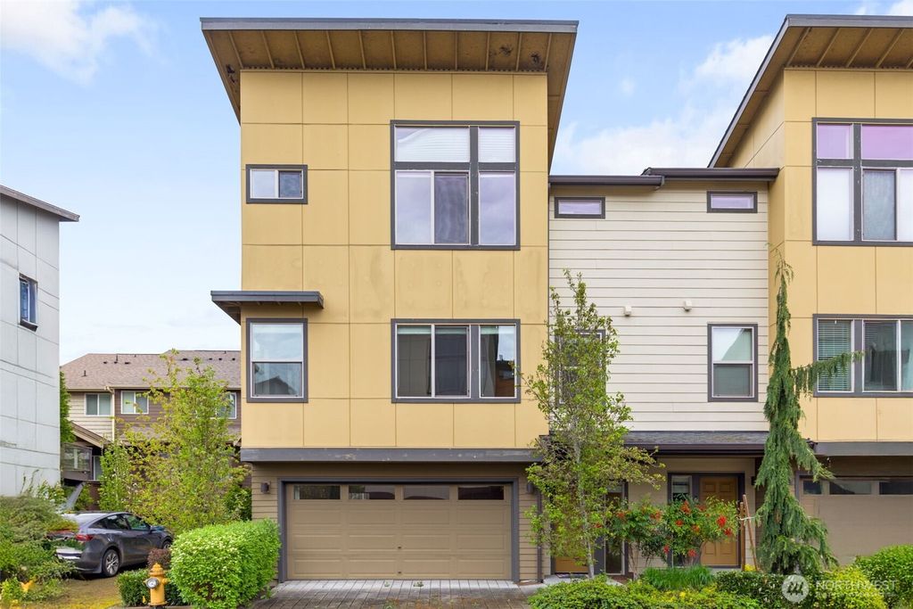 Photo of 314 Chelan Avenue NE, Renton, WA 98059 (MLS # 2524826)