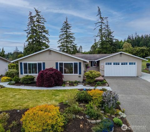 1068 Vista Del Monte Camano Island WA 98282
