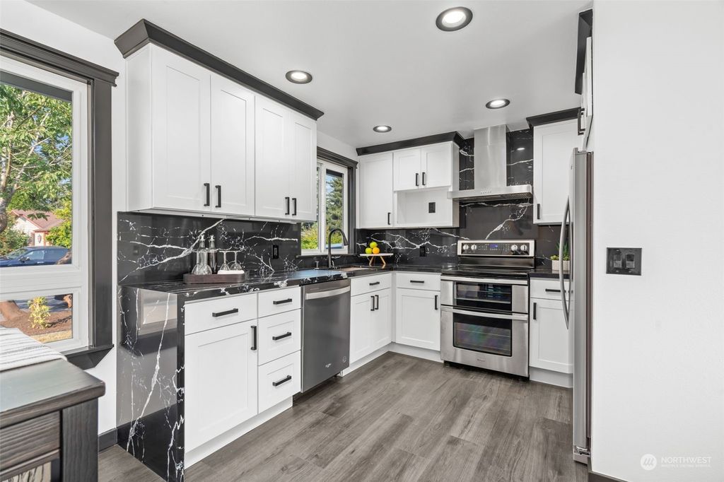Photo of 6204 86th St NE St, Marysville, WA 98270 (MLS # 2286967)