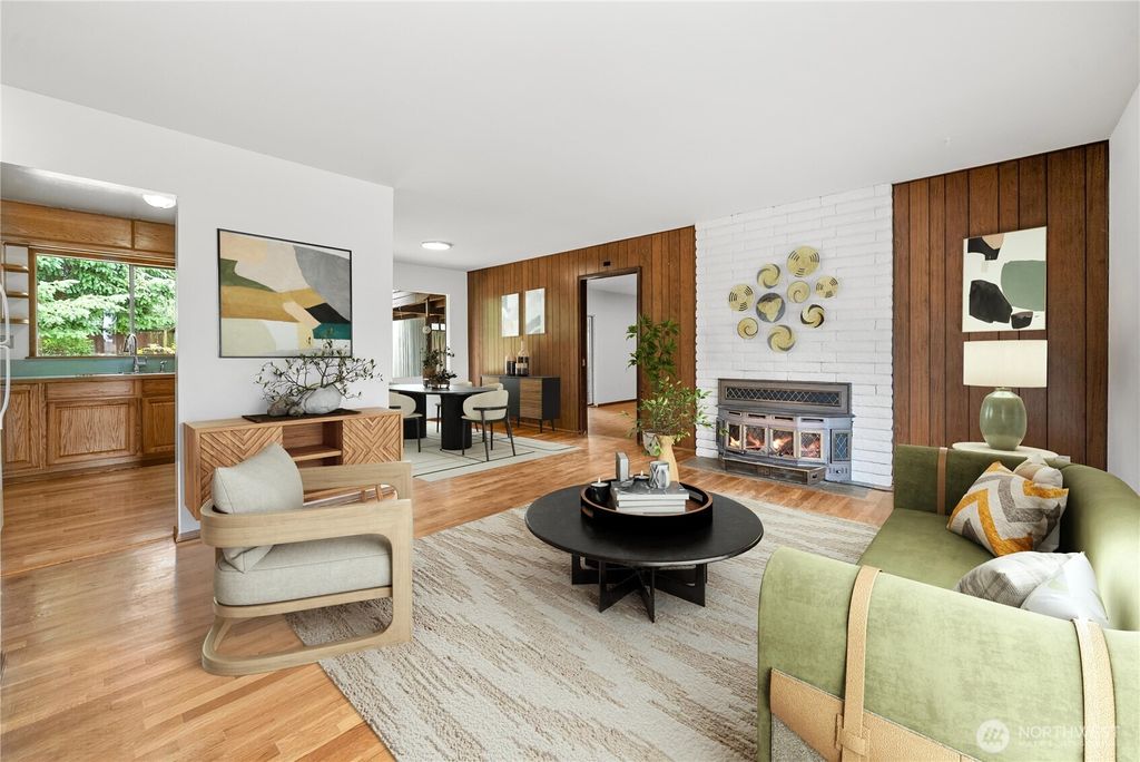 Photo of 3824 S 176th Street, SeaTac, WA 98188 (MLS # 2394418)