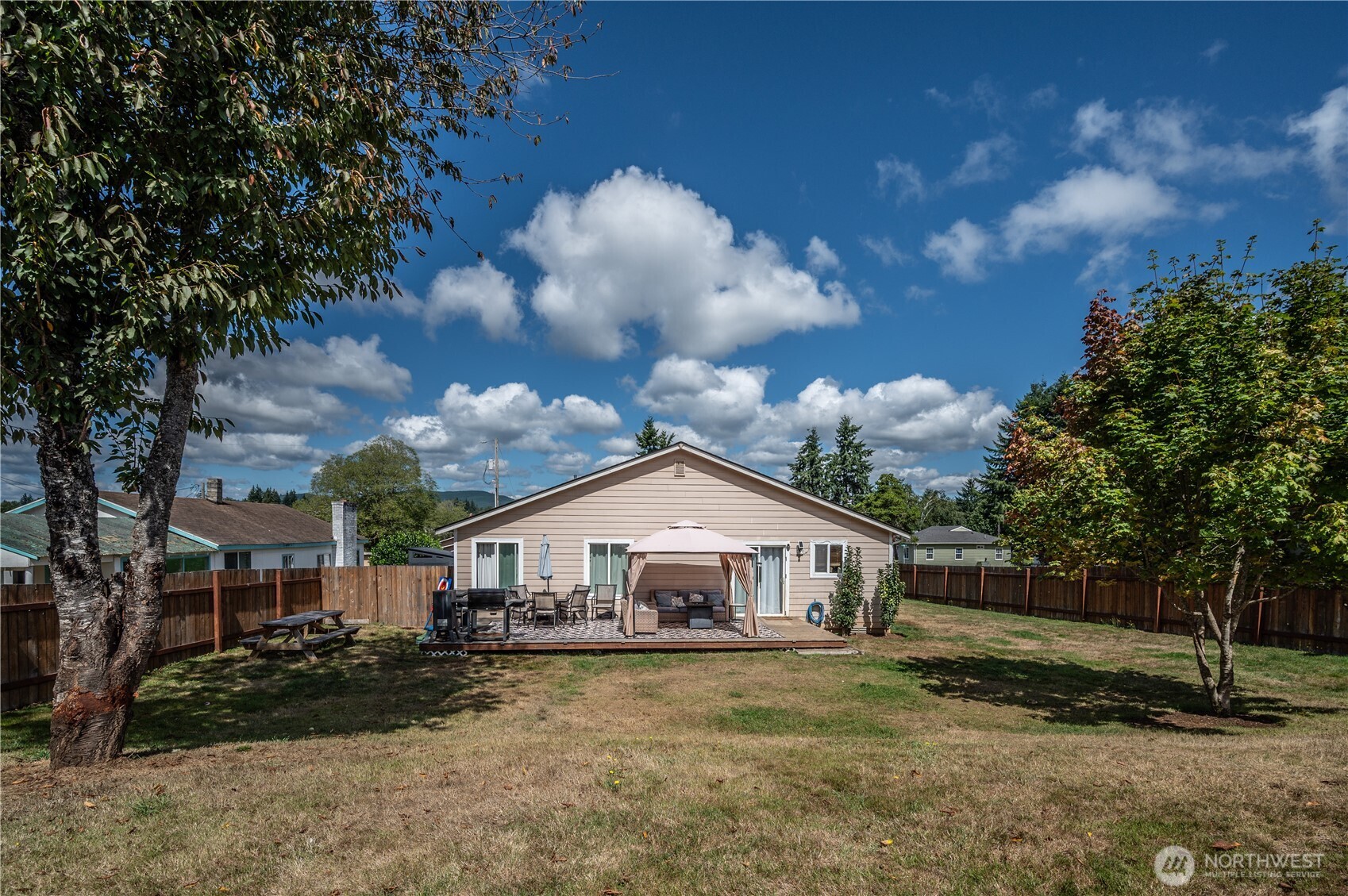 201 W Pine Street