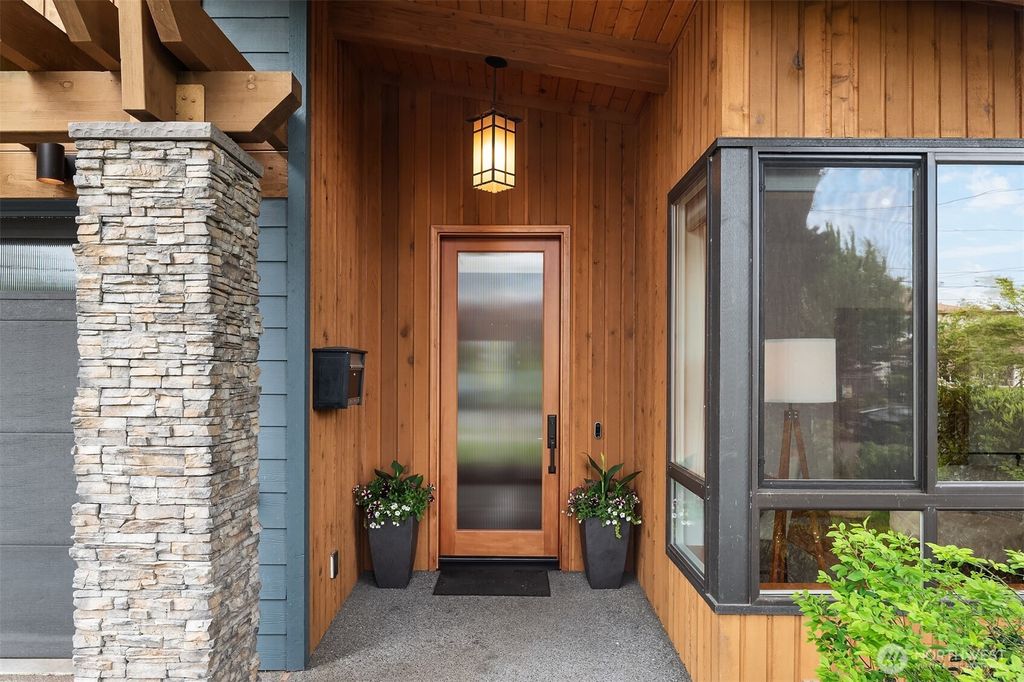Photo of 911 NW 59th Street, Seattle, WA 98107 (MLS # 2513676)
