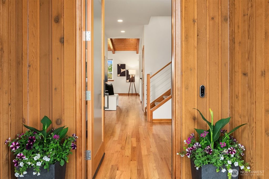 Photo of 911 NW 59th Street, Seattle, WA 98107 (MLS # 2513676)