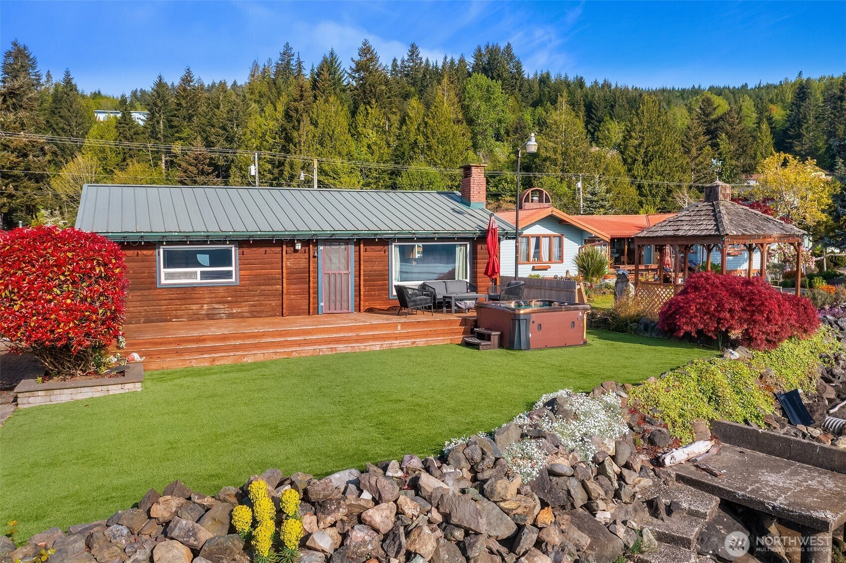 26190 N Highway 101