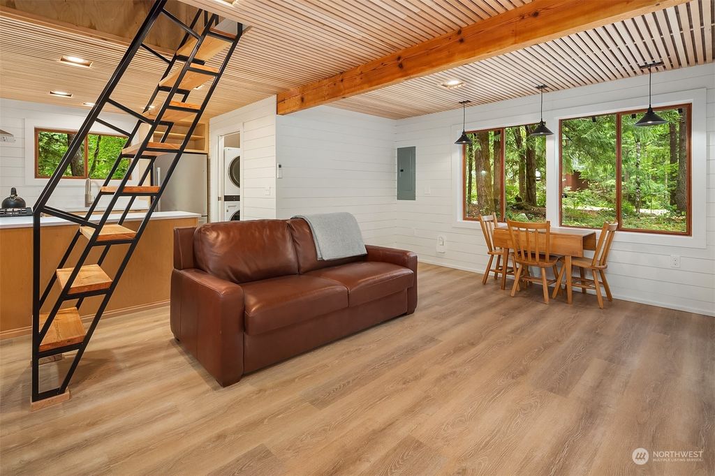 Photo of 75806 NE 122nd Street, Skykomish, WA 98288 (MLS # 2151388)