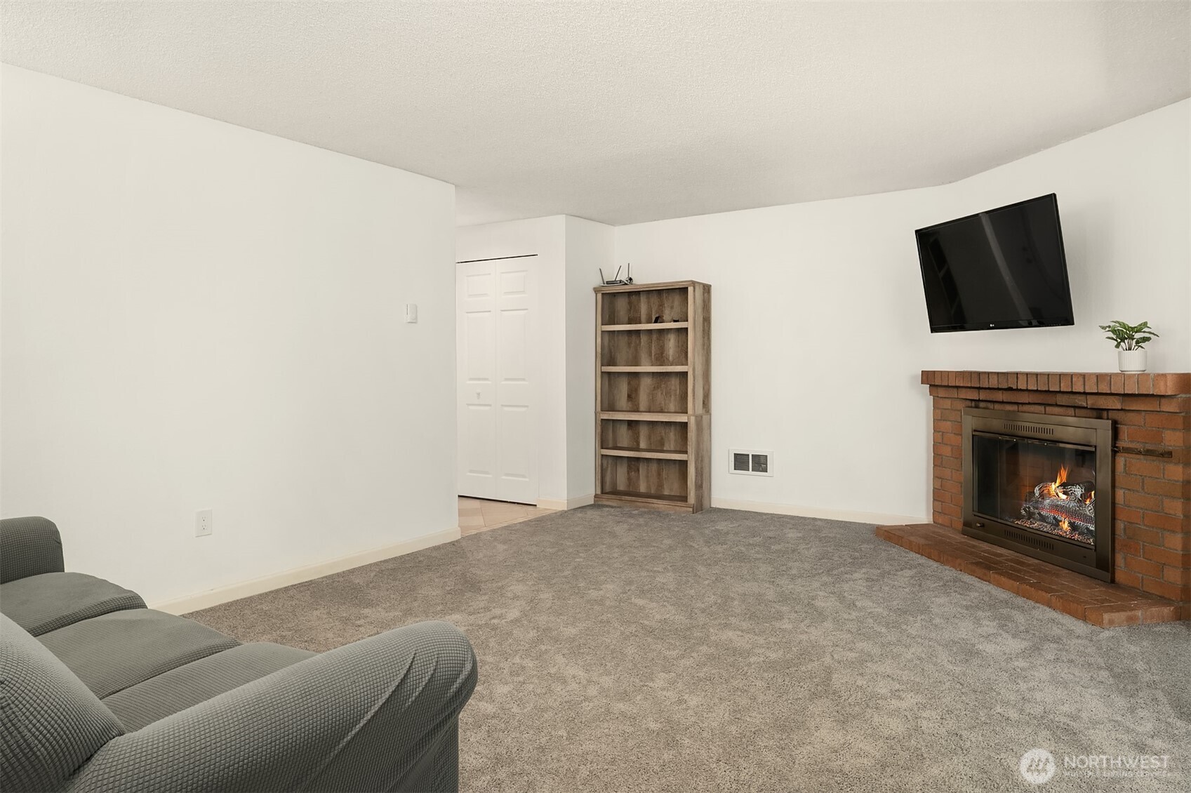 12723 NE 116th Street G204