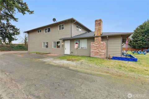 Photo of 1266 Woodgate Avenue #B, Marysville, WA 98270 (MLS # 2525386)