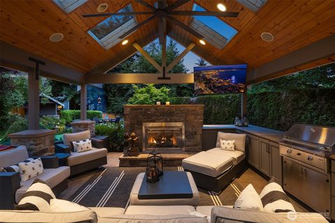 8907 NE 152nd Place Bothell WA 98011