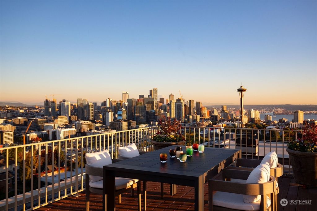 Photo of 1220 2nd Avenue N, Seattle, WA 98109 (MLS # 2305885)