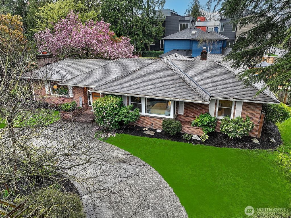 Photo of 11757 Meridian Avenue N, Seattle, WA 98133 (MLS # 2360787)